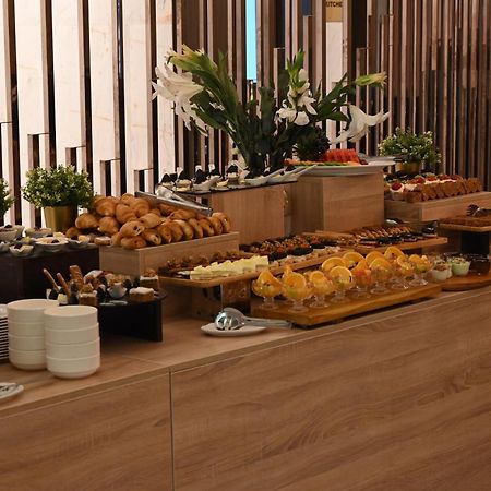 Green Park Hotel 도하 외부 사진