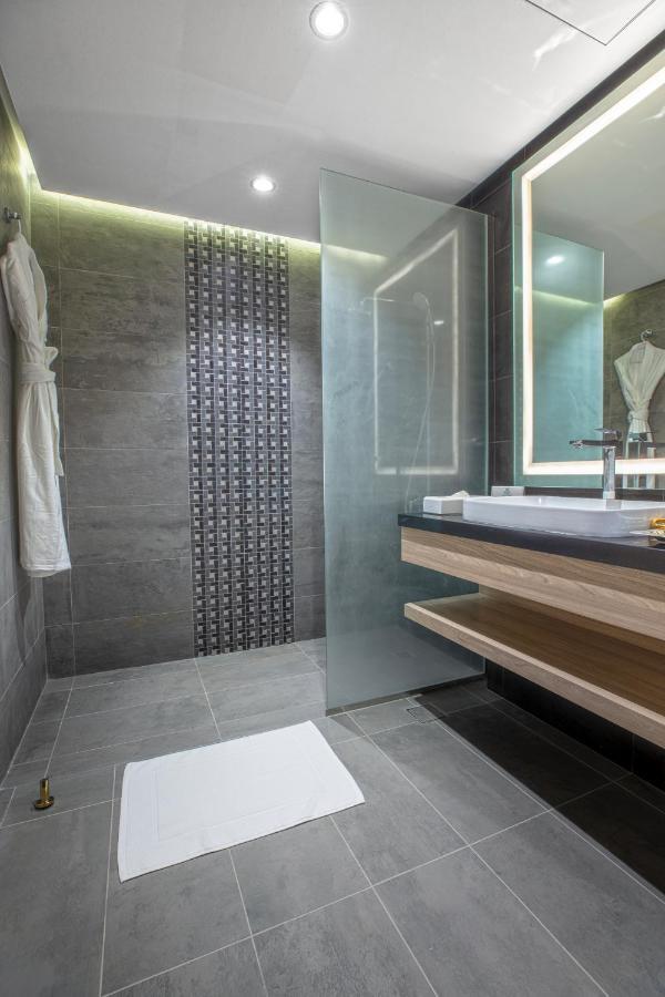 Green Park Hotel 도하 외부 사진