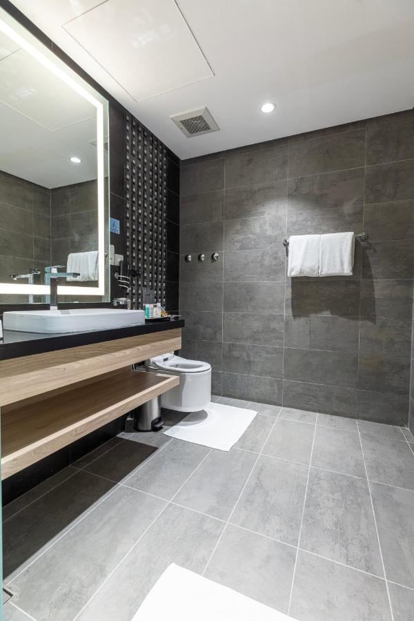 Green Park Hotel 도하 외부 사진