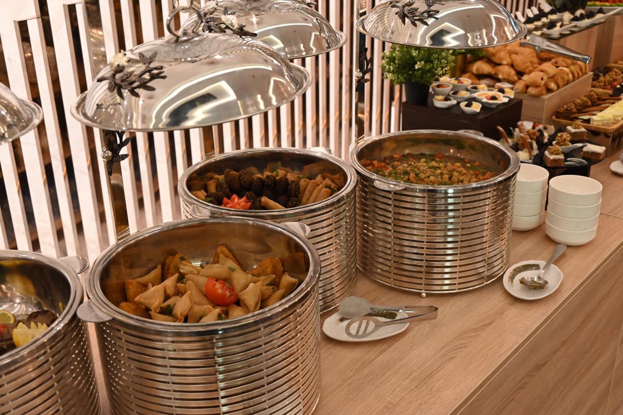 Green Park Hotel 도하 외부 사진